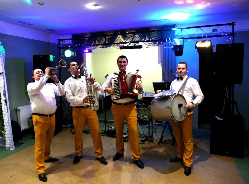 музика на весілля