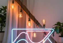 Тренди освітлення: чому «неонове ретро» та м’яке тепле світло — головні хіти сезону